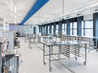 IJscentrum geopend in Vlaardingen bij FIA